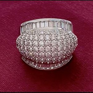 Woman’s 925 CZ size 7